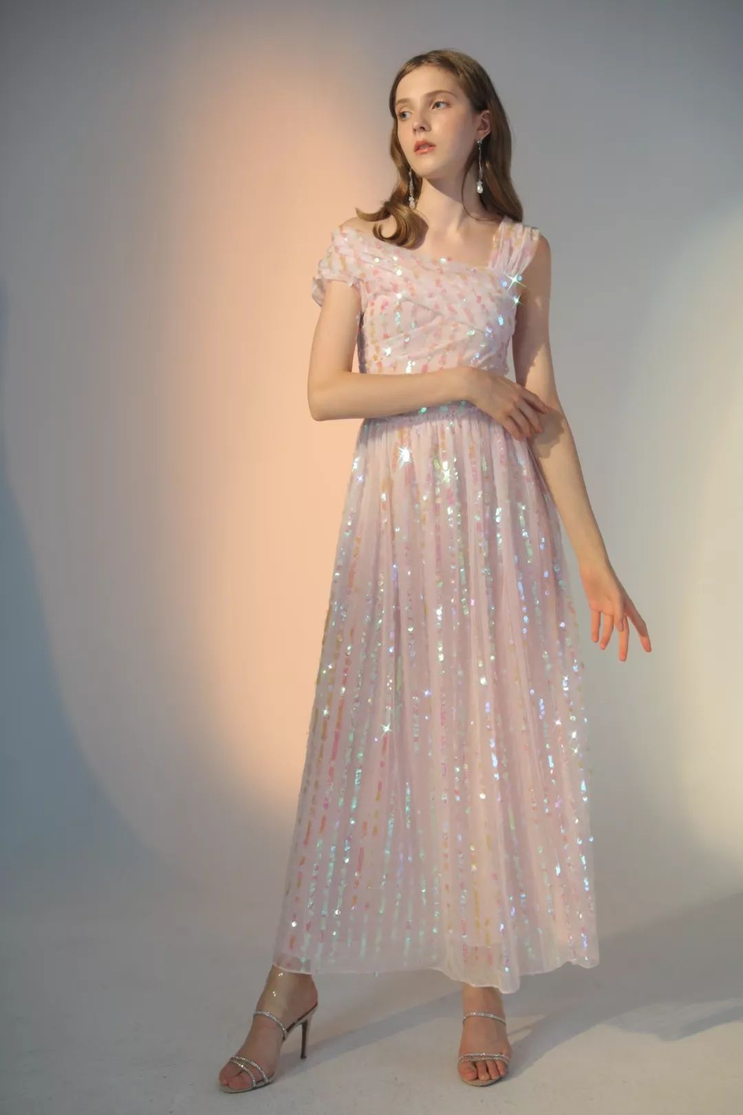 Wardrobes by Chen：「暮光仙境」系列，见证人间至美 设计π__凤凰网