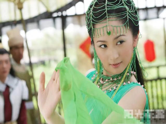 “七仙女”主演近照,36岁蓝儿保养得比蒋欣好,老大真的认不出来