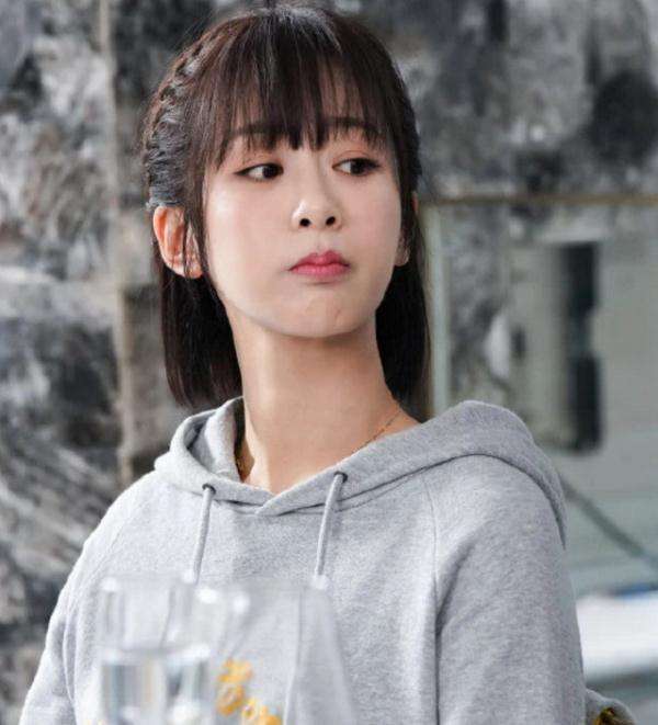 [我说影视你说赞]翻车了？杨紫新剧扮霸道女总裁，造型却被吐槽很出戏