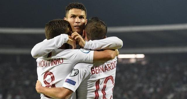 5-1!世界第6击溃欧洲鱼腩,15分钟轰入3球,C罗踢疯了狂进4球
