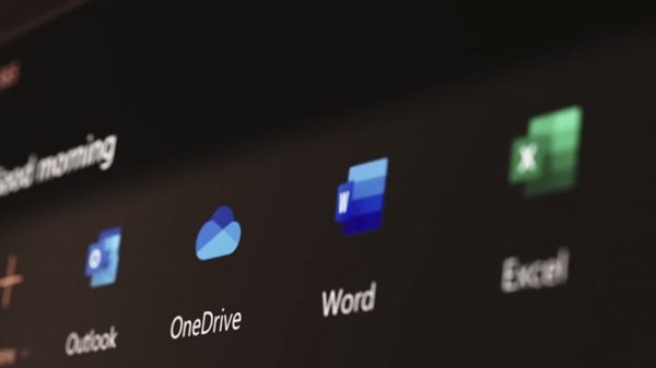 「驱动之家」护眼+省电 微软宣布Office 365等全线产品将支持黑暗模式