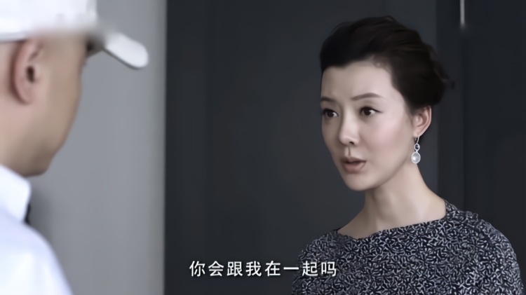 大男当婚:穷小伙发现女友竟是外企总裁，小伙反应吓坏了总裁女友