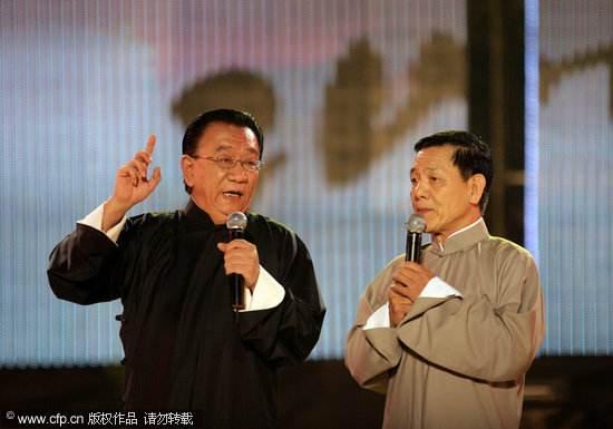 郭德纲的师父是侯耀文,侯耀文的哥哥侯耀华有没有资格开除郭德纲