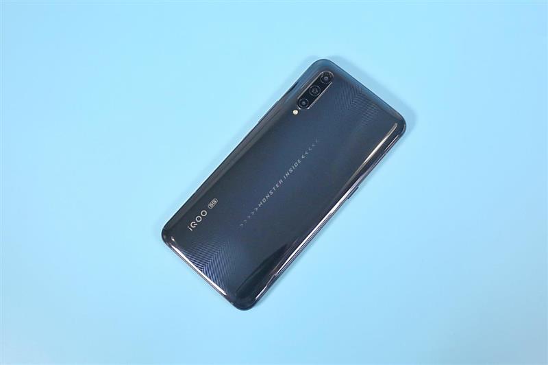 「驱动之家」实测最亲民5G旗舰！iQOO Pro 5G体验：感受网速飞奔狂欢