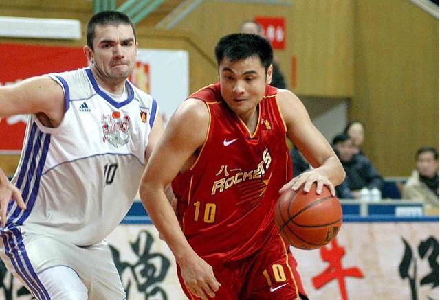 盘点中国男篮5大高龄球员,巴特尔王治郅在列,40岁战神无人能敌