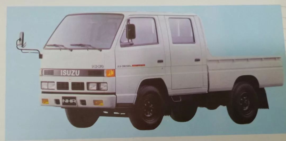 江铃汽车集团公司80年代开发生产的江西五十铃jx1030ds型双排座柴油