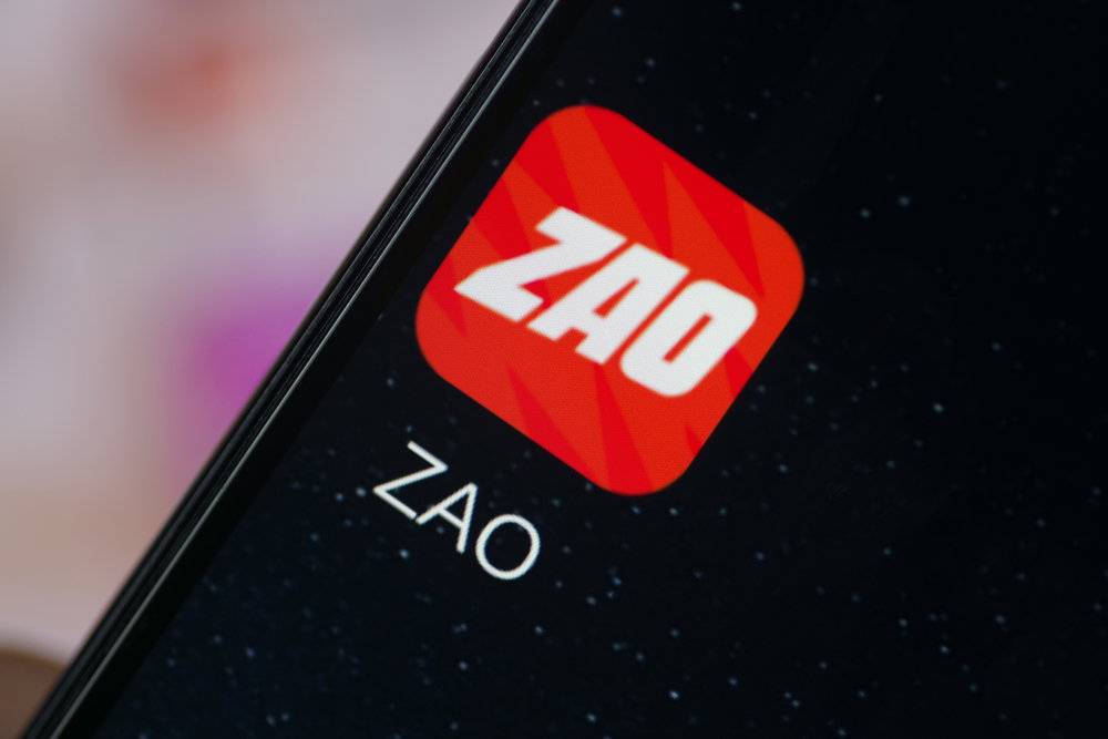 传阿里20亿美金入股网易云音乐；腾讯耗资3764万港元回购股份