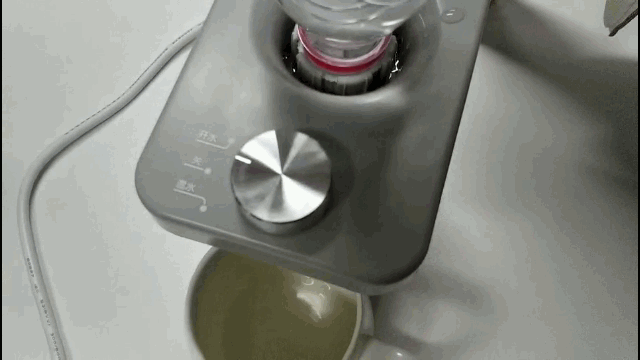 能装进口袋的开水机，3秒速热，滴滴鲜活