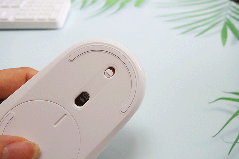 双系统,极简风!米物无线办公键鼠套装体验