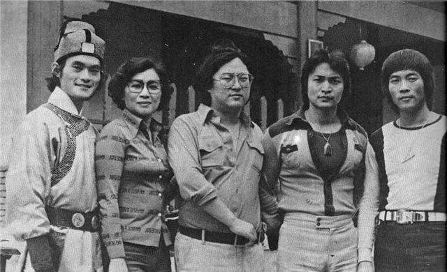 42年前一部香港武侠片,集齐9位高手,捏碎鸡蛋的片段记忆尤深