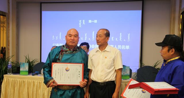 社会组织党建办公室指导员宝都拉,内蒙古社会体育指导中心巴图孟克