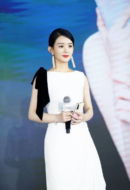赵丽颖冯绍峰将举办婚礼？两人及双方团队被曝发生矛盾，婚礼延期了