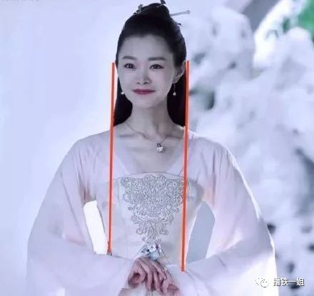 「新氧App」宋轶比乔欣还绝的芝麻腰，自曝不是天然的，就想知道这得多少钱？