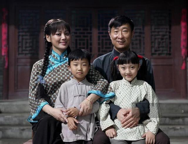 看了年轻时的宁静,再看年轻时的殷桃,终于明白骨相美有多迷人了