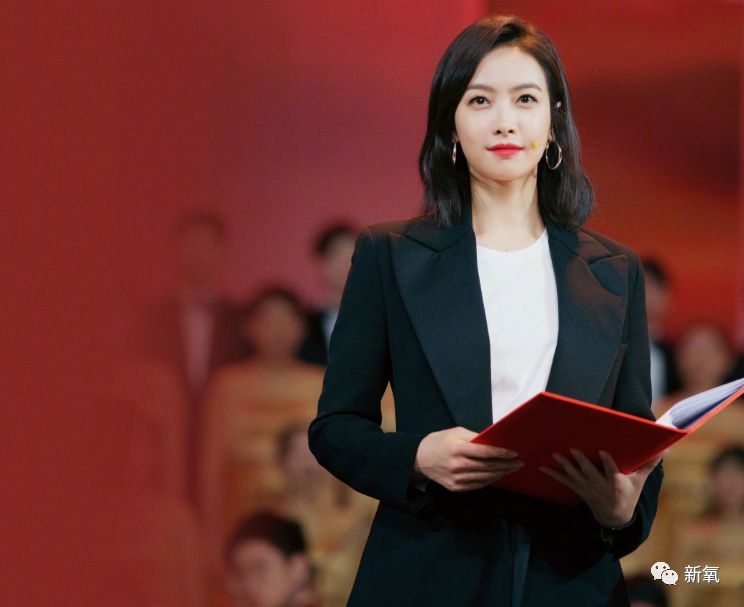 明星齐聚！蒋欣瘦出少女感、孙怡慈母脸、只有他整成了皮诺曹？