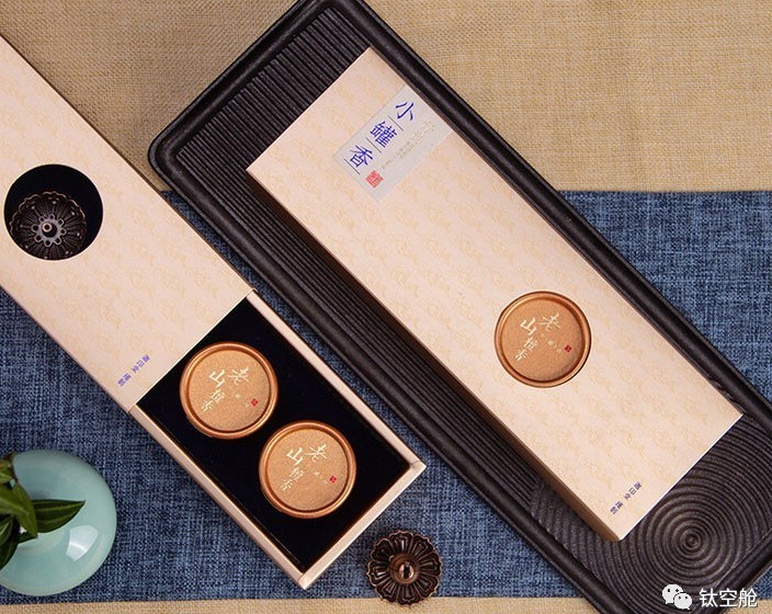 失眠、脱发的年轻人，玩起了“小罐香”