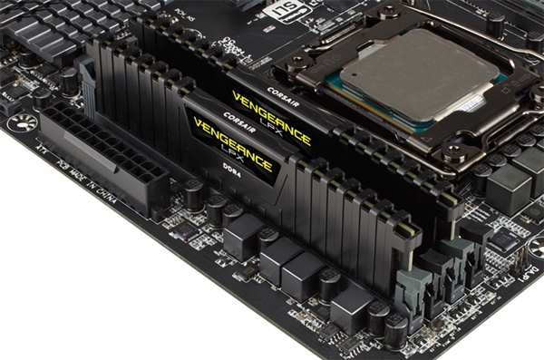 海盗船发布世界最快DDR4-4866内存：AMD三代锐龙专属