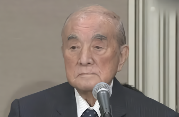 日本前首相中曾根康弘去世 终年101岁