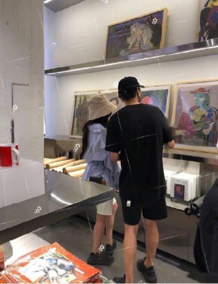 [一床情书]都是励志少年！吴青峰给爱豆莫文蔚写歌，魏大勋为偶像杨幂考中戏