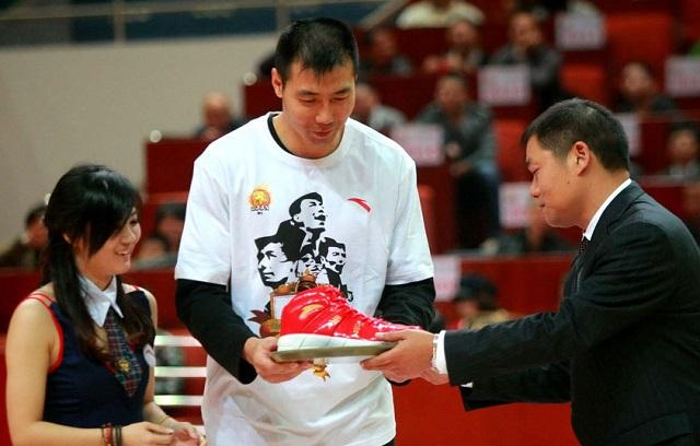 盘点中国男篮5大高龄球员,巴特尔王治郅在列,40岁战神无人能敌