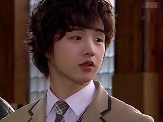 《搞笑一家人》13年后：最帅少年发福严重，他遭遇雪藏编辑：奇趣网发布：2019-10-06 12:27:32