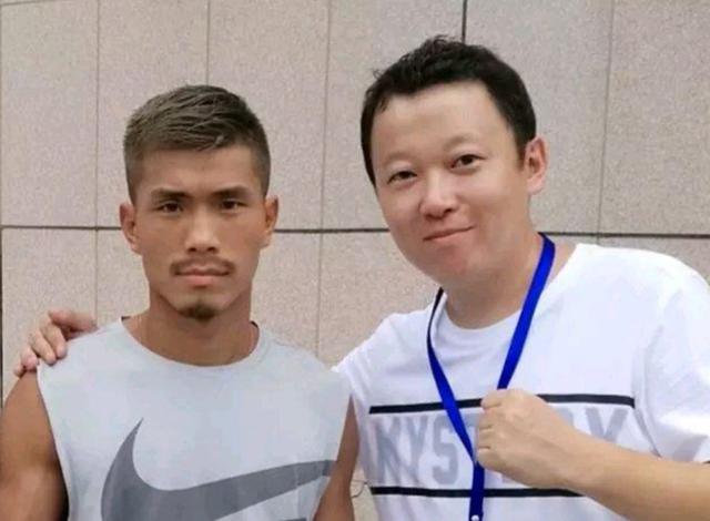 邹市明儿子要当拳王或复仇木村翔,冉莹颖:为娘很感动