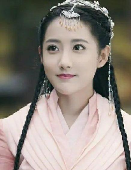 95后女爱豆古装造型,孟美岐、李艺彤、周琳聪谁最可