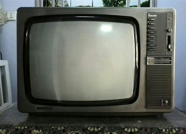 83年国民电视熊猫复出：联合天猫定制 只要699元