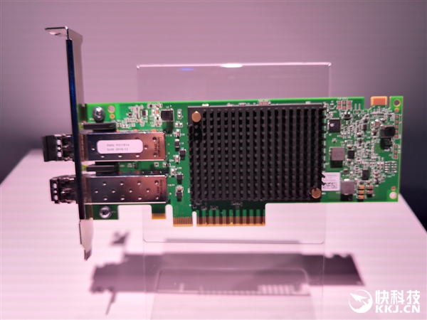 AMD二代霄龙秀肌肉：庞大软硬件生态集中演示