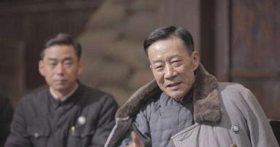 戏骨李雪健帅气儿子曝光，26岁学霸北电读研，被赞最低调星二代