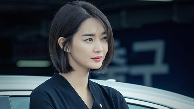 申敏儿捐20亿获总统表彰外貌清纯意外出道曾演我的女友是九尾狐