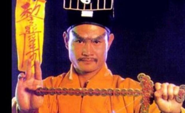 我命由我不由天,僵尸新片票房过千万,钱小豪再现林正英道长风采