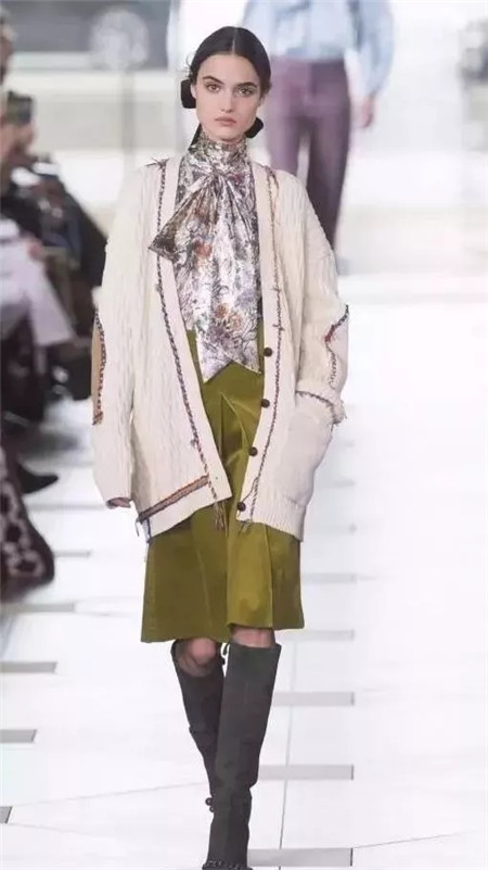 色彩搭配师培训学校