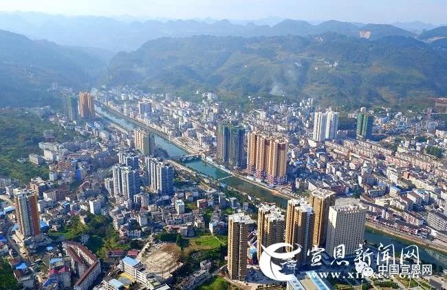 7月初,宣恩县城"仙山贡水旅游区"的《景观质量评分细则》以83.