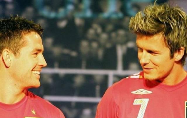 很多人只记得贝克汉姆取得的成就,却忘了他年轻时的盛世美颜