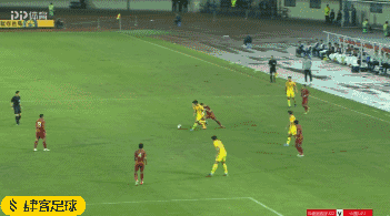 gif-童磊禁区外张弓搭箭,集中横梁_大风号_凤凰网