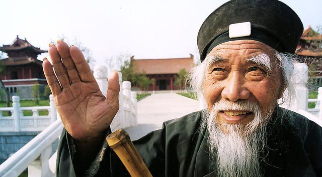 黄精是“仙人余粮”,老大夫讲解三大功效