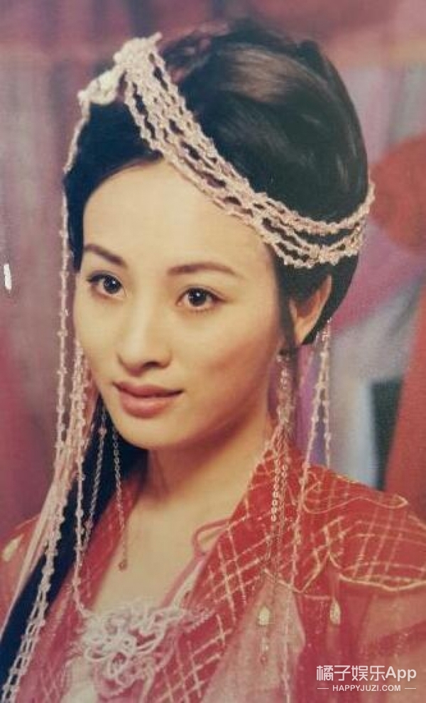 【橘子娱乐】还记得《小李飞刀》里的林仙儿吗，她现在长这样了