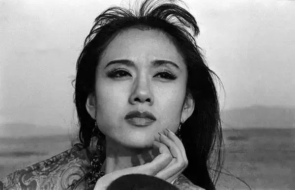 [新氧App]学她者生，似她者死，这个省的美人学都学不来