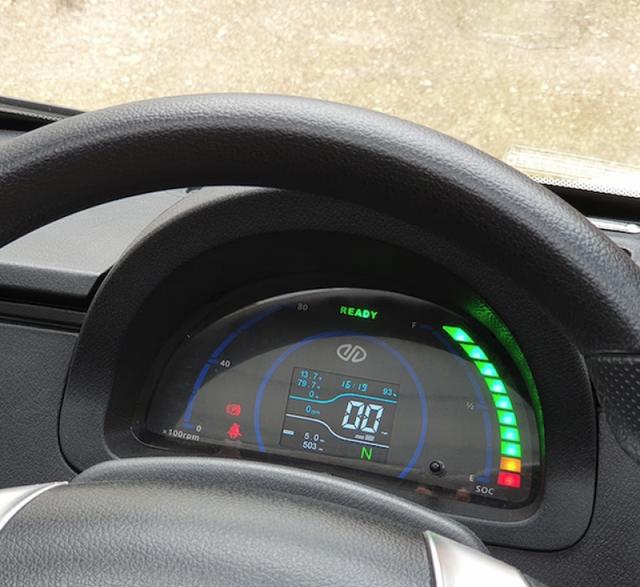 英国版“老年代步车”有空调和天窗,但是价格……