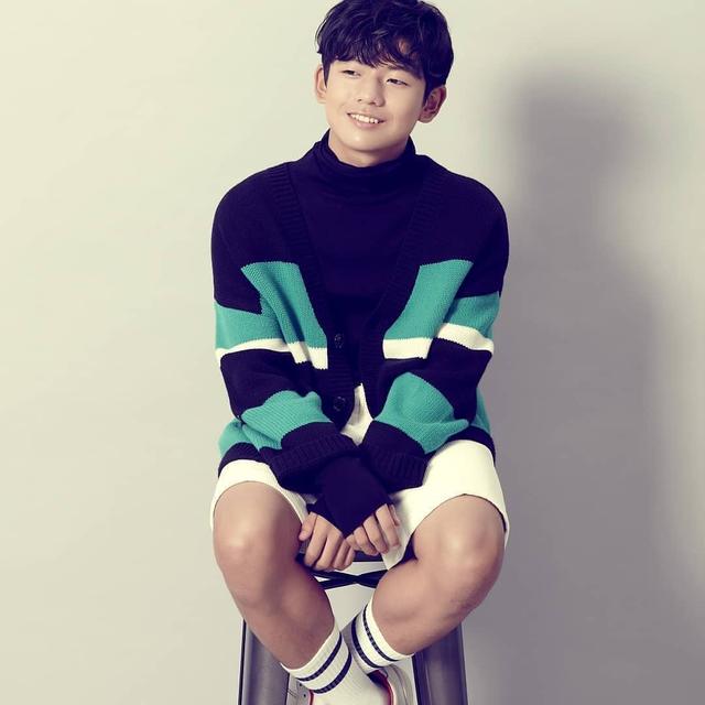 这位“亚洲最可爱的表情包弟弟”长大了!已是16岁美少年重返荧屏