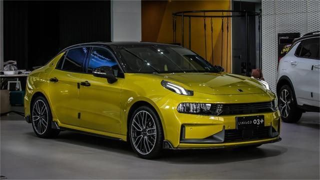 领克工厂实拍领克03+，这车太炫酷了，2.0T+8AT动力5.9秒破百