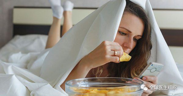 据观察大多数女性有吃零食的习惯,不分时间