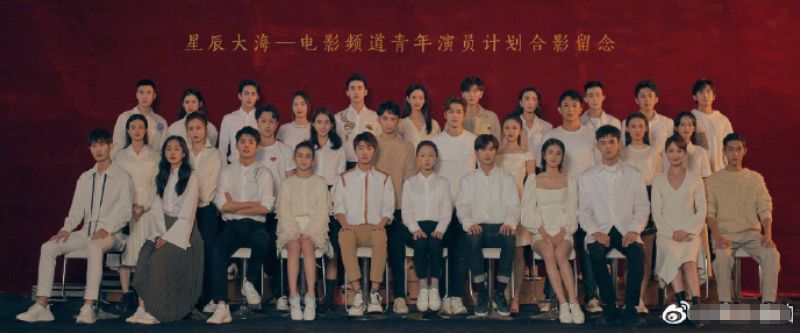 「不八卦会死星人」这个演员太传奇！一辈子只演一部戏，79岁入围金鸡影帝