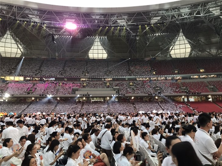阿里巴巴20周年庆生晚会现场：人山人海，各显神通
