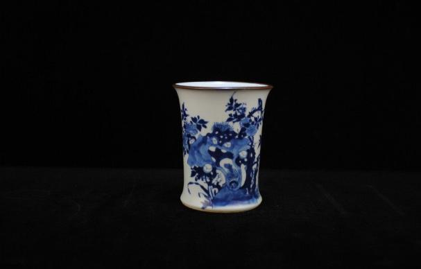 明朝不同时期使用的颜料,绘制出来的青花瓷具有不同的韵味