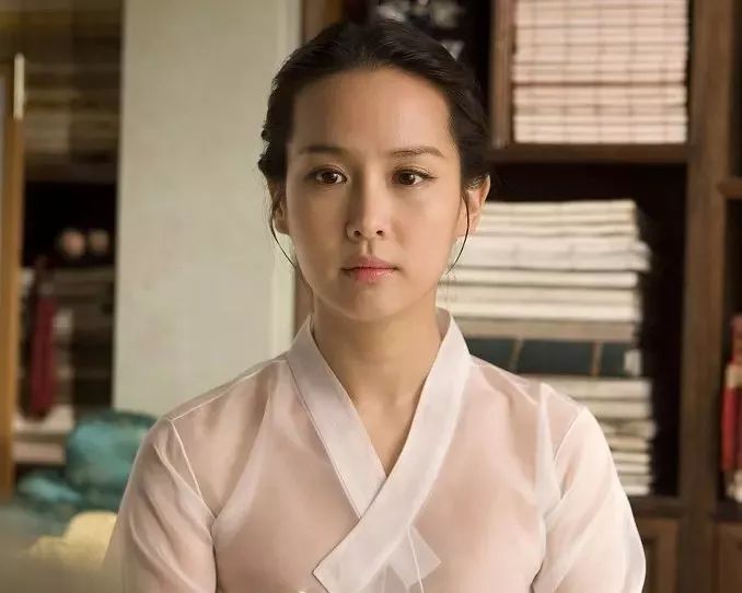 出道20年演无数大尺度影片,被称“韩国第一艳星”,她的春天才刚刚开始_凤凰网