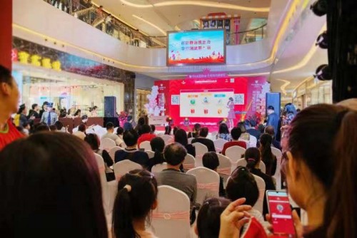 至美瞬间照相馆湾悦城店开业，缔造形象摄影美学圣代标