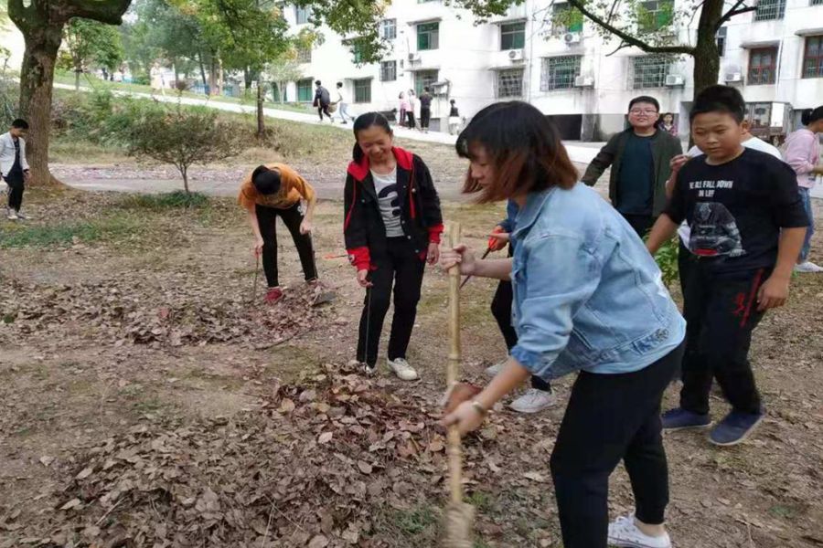 鼎城校园环境整治正在进行中