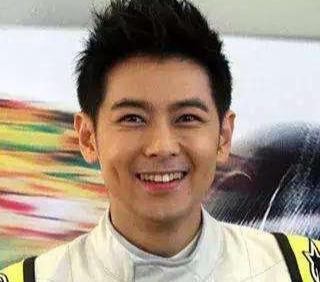 不老男神林志颖经历了什么满头白发满脸皱纹,网友接受不了